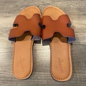 Women’s Sandals